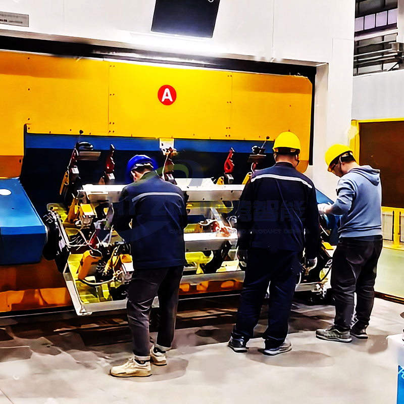 铝合金防撞梁CMT焊接工作站